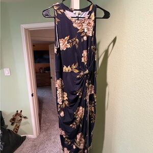 Nine Britton Navy Floral Maxi Dress